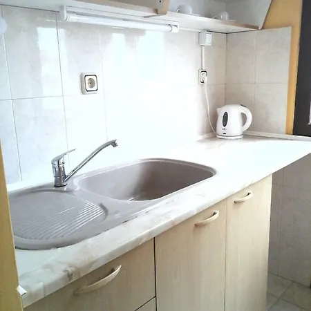 Four Apartman
